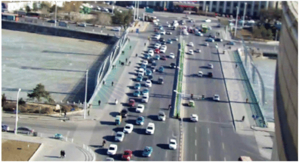 圖10 北大路-西大街路口東進口溢出高空監(jiān)控畫面