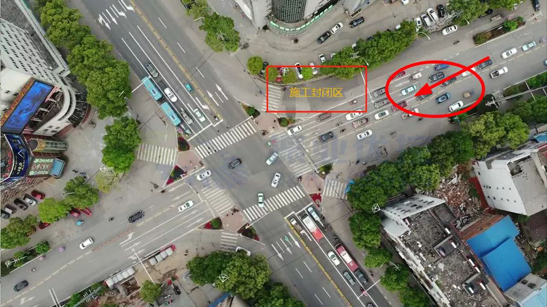 圖4?左轉(zhuǎn)車輛進(jìn)入排隊(duì)車道