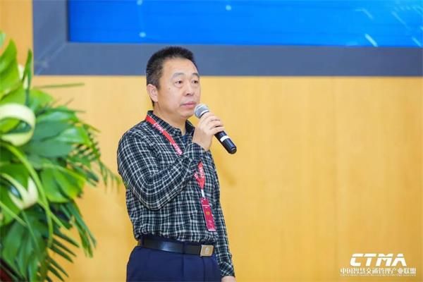 廣東省公安廳交通管理局警務(wù)指揮處副處長(zhǎng)楊粵湘