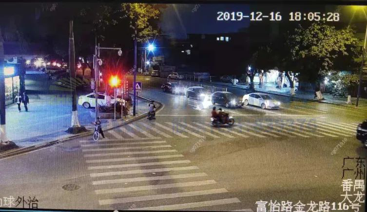 圖17 晚高峰南進口車流排隊較短（優(yōu)化后）