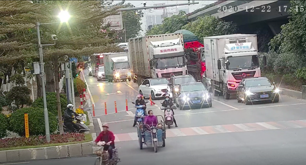 圖11 東進(jìn)口車輛排隊(duì)長度(優(yōu)化前)