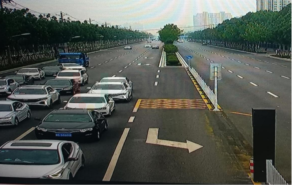圖11 南進口一個綠燈后左轉(zhuǎn)車輛排隊情況(優(yōu)化后)