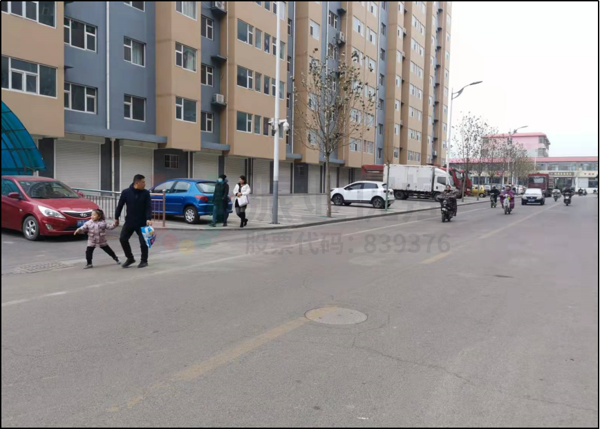 圖11 永康路、希望街通行順暢，機(jī)非混行現(xiàn)象消失